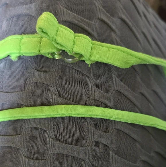 VENUS chartreuse/lime green Sparkly Brazilian cut bikini new no tags SzM/D - Picture 12 of 13